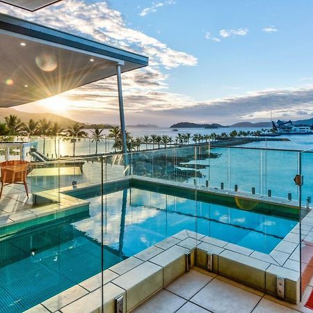 Pavillions Penthouse 25 - Luxury Waterfront Apartment With Private Roof Top Pool And Buggy Hamilton Island Zewnętrze zdjęcie