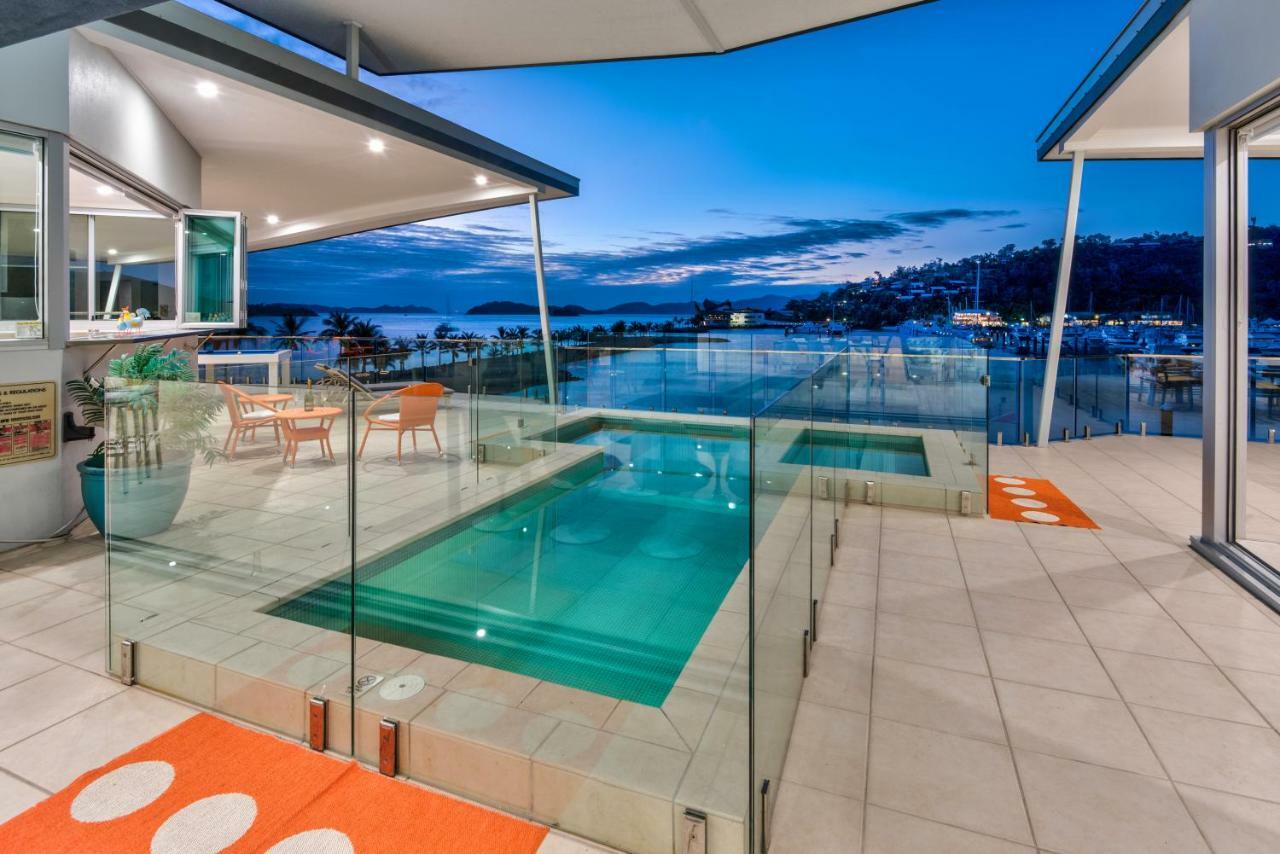 Pavillions Penthouse 25 - Luxury Waterfront Apartment With Private Roof Top Pool And Buggy Hamilton Island Zewnętrze zdjęcie